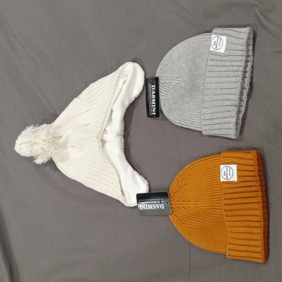 3 Pack Bundle – $20 Kids Beanie Hats - Picture 14 of 16